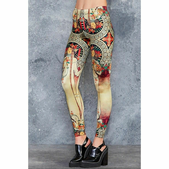 Blackmilk La Trappistine Leggings - Picture 4 of 6